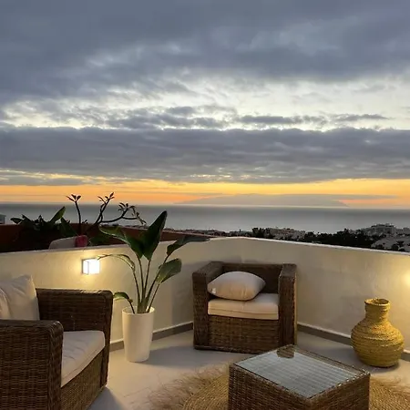 Luxury Ocean View Americas Apartment