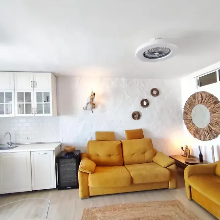 Luxury Ocean View Americas Apartment